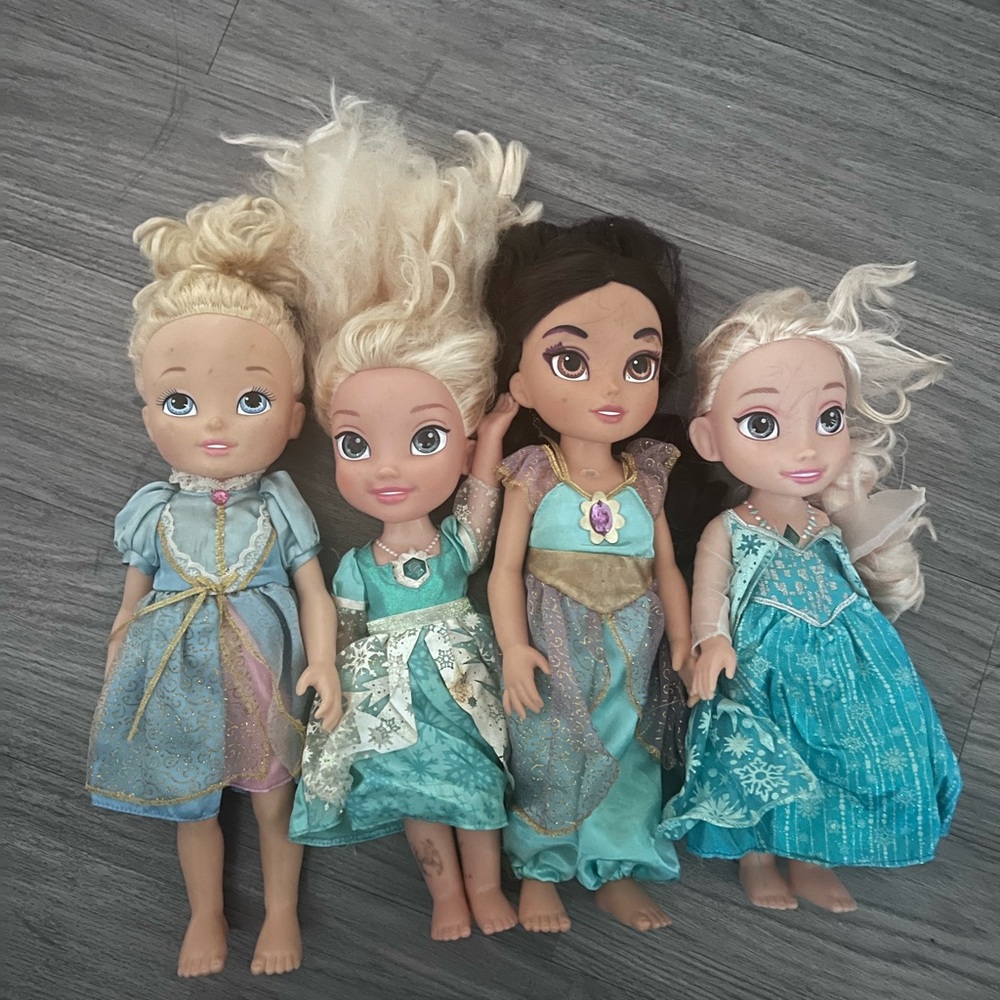 Disney Princess Dolls